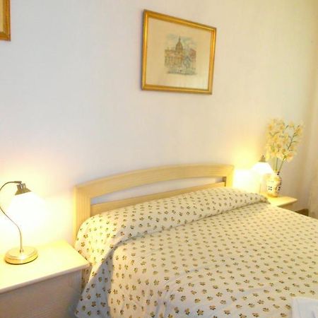A Casa Chiecchi B&B Roma Exterior foto