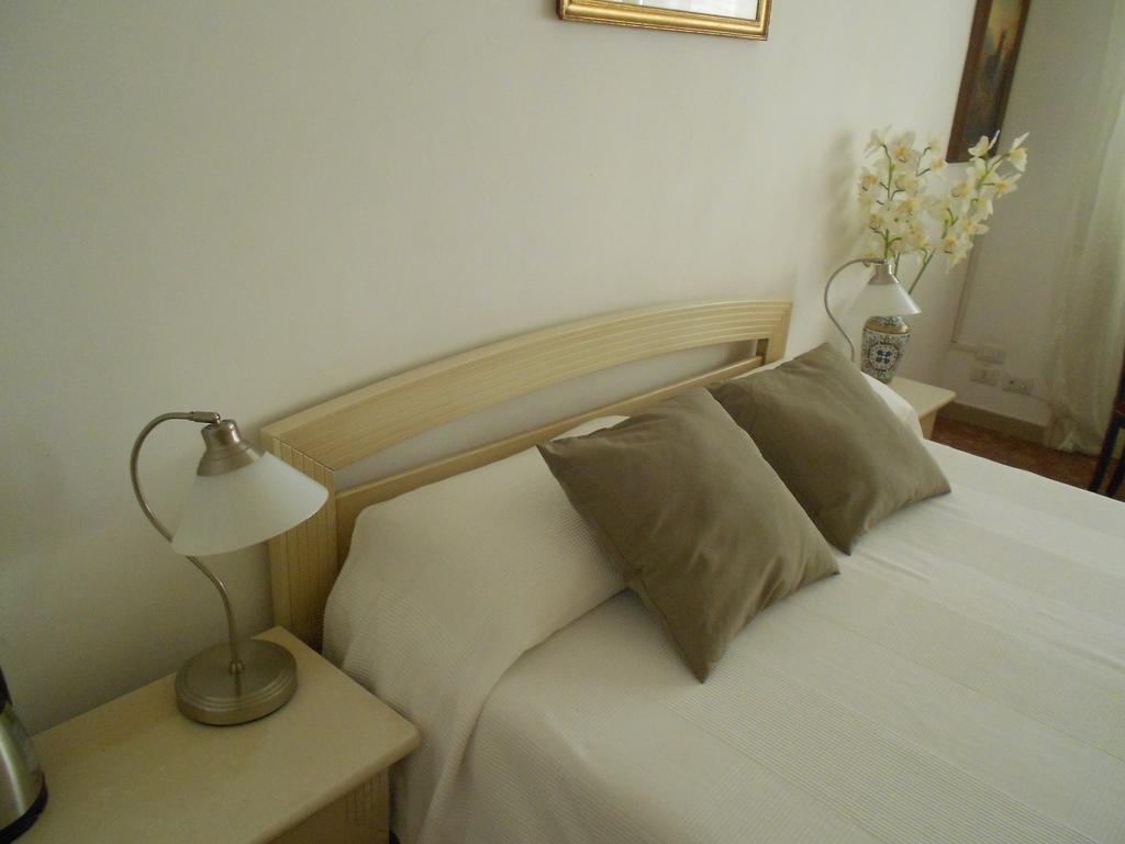 A Casa Chiecchi B&B Roma Exterior foto